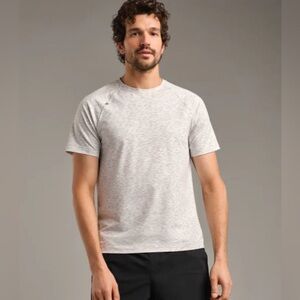 Rhone Reign Short Sleeve Tee Gray Space Dye Mens Size M